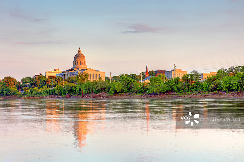 杰斐逊城的密苏里州州议会大厦图片素材