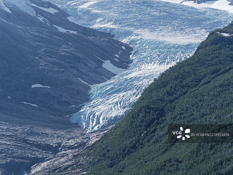 雪山的高角度视图图片素材