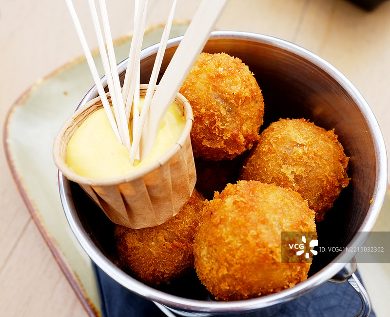 肉丸和蛋黄酱图片素材