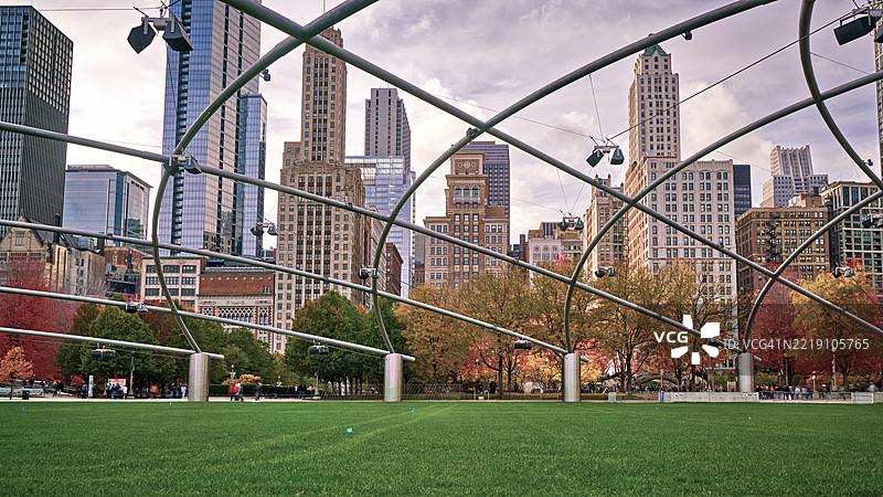 芝加哥伊利诺伊州千禧公园的城市景观视图图片素材