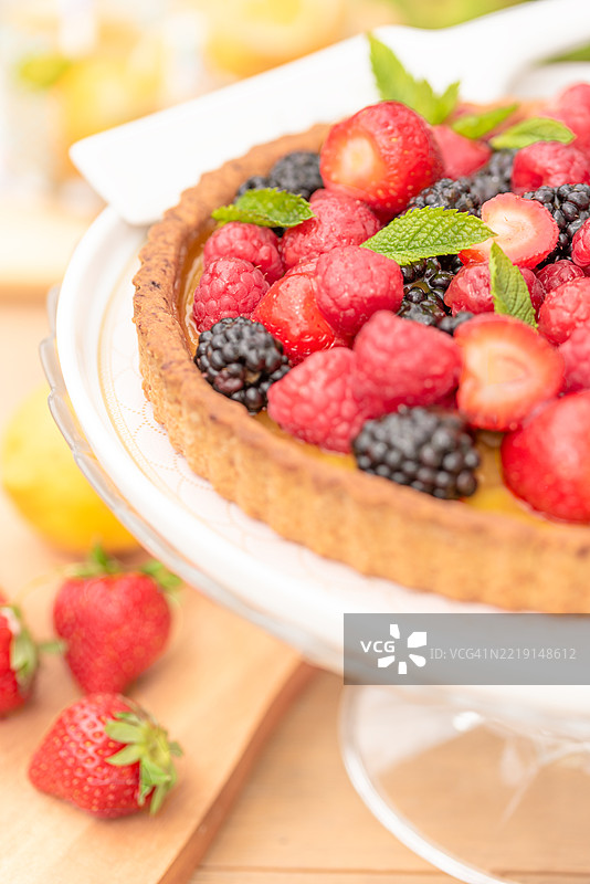 自制柠檬浆果挞图片素材