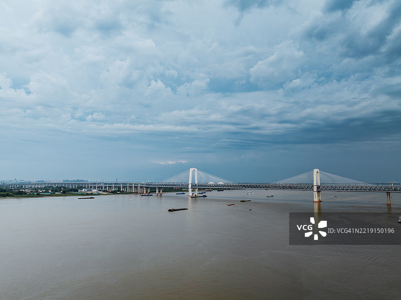 长江大桥的航拍照片图片素材
