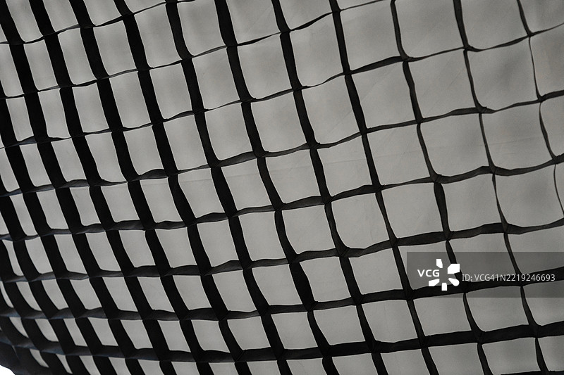 圆形软箱蜂窝网格。图片素材