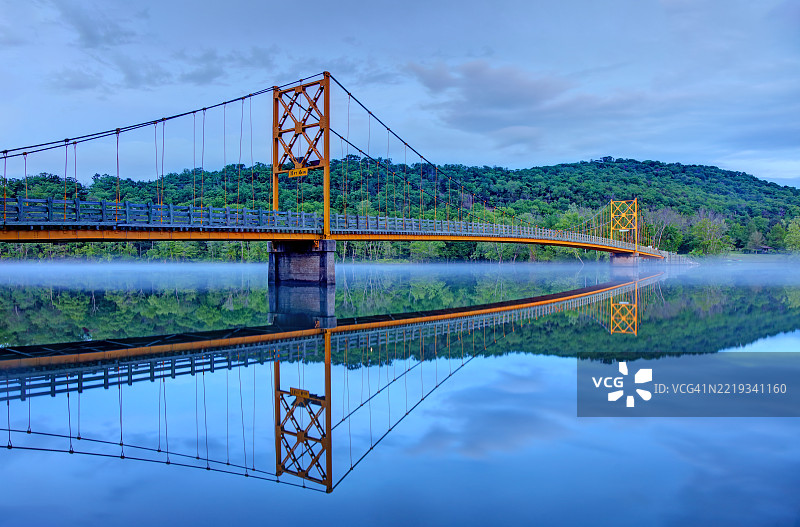 阿肯色州尤里卡泉附近的海狸桥图片素材