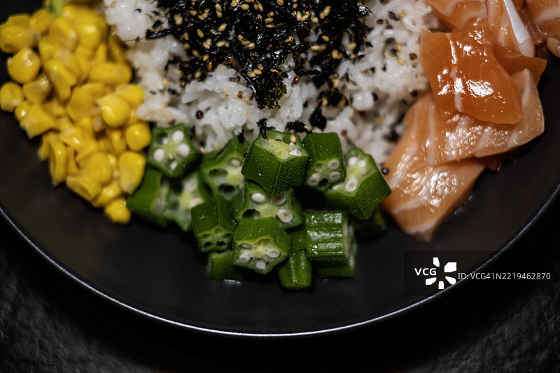 日本风味的刺身饭图片素材