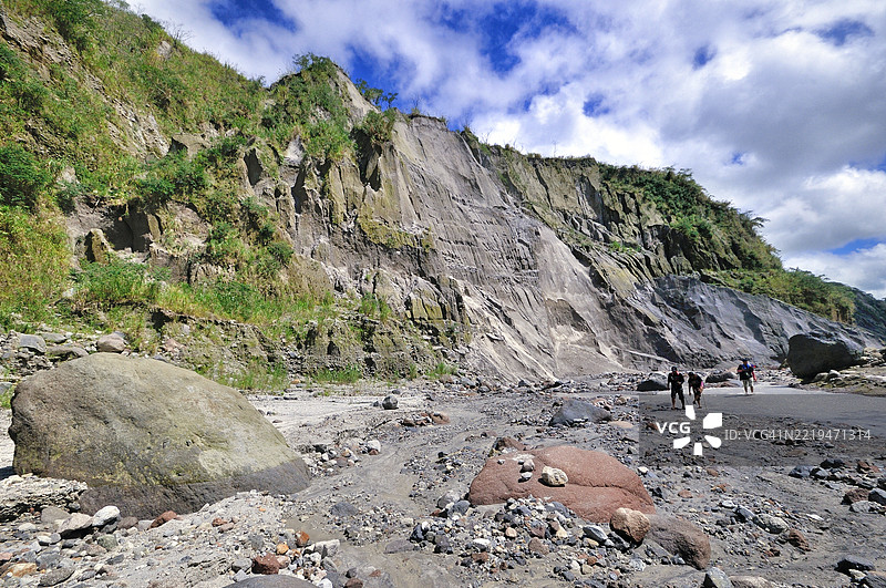 庞大的岩石、碎片和火山泥流在皮纳图博山图片素材