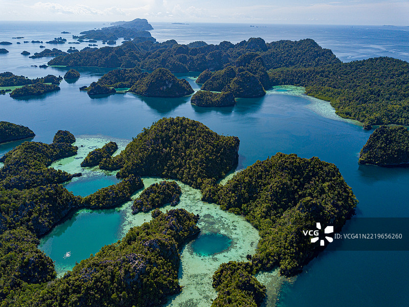 米索尔 - 拉贾安帕特群岛，印度尼西亚图片素材