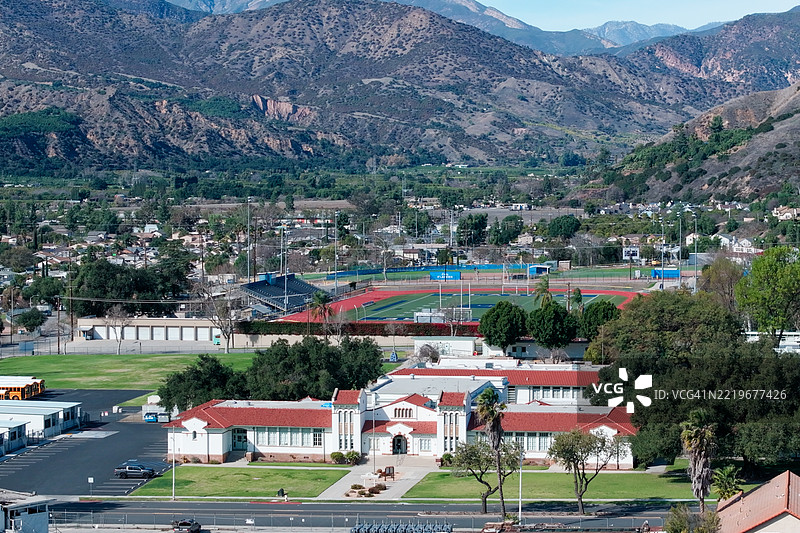 加州菲尔莫尔的高中图片素材