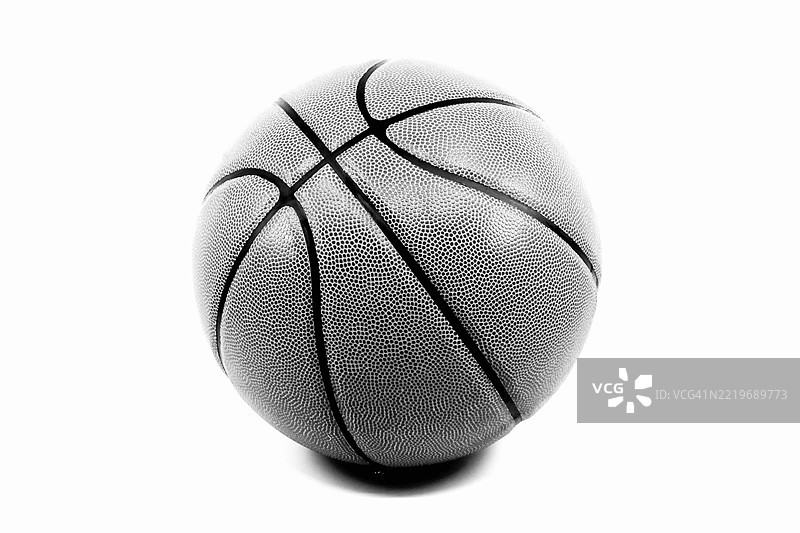白色背景上的篮球图片素材