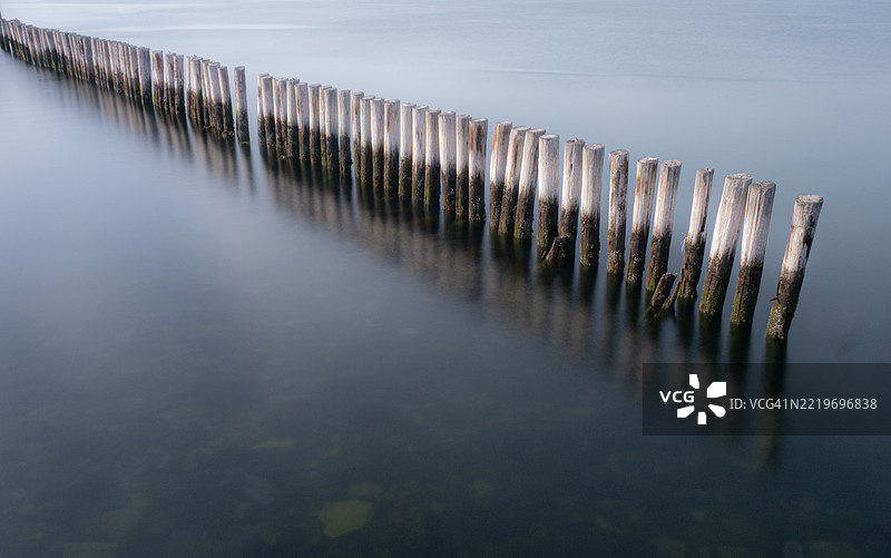 波士顿，马萨诸塞州，美国，湖泊与天空的美丽景色图片素材