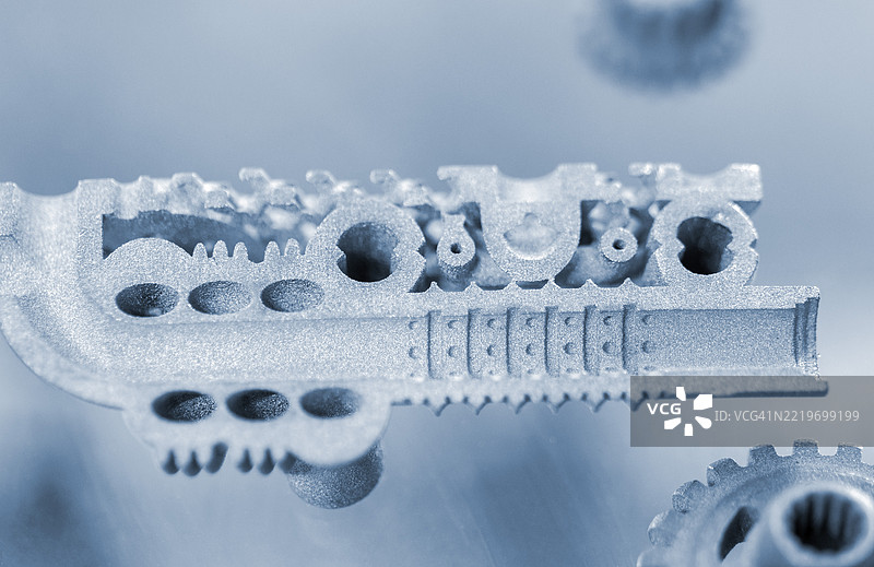 金属粉末3D打印的金属物体模型创建于图片素材