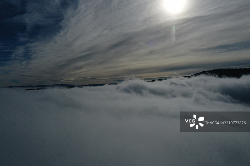 云层上空的航拍镜头图片素材