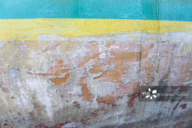 一艘在干船坞的渔船图片素材