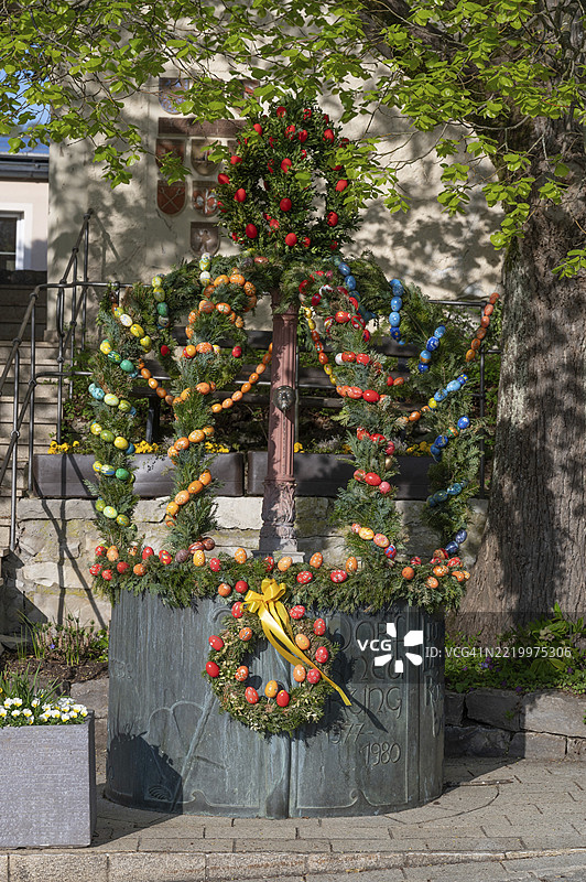 复活节喷泉，基尔赫吕塞尔巴赫，上弗兰肯，巴伐利亚，德国，欧洲图片素材