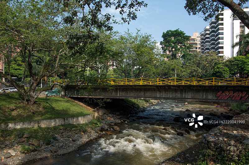 卡列拉1号桥，卡利河，卡利，瓦莱德尔考卡，哥伦比亚图片素材