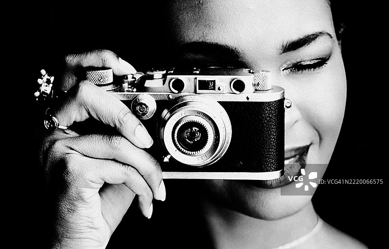 模拟摄影的新乐趣。图片素材