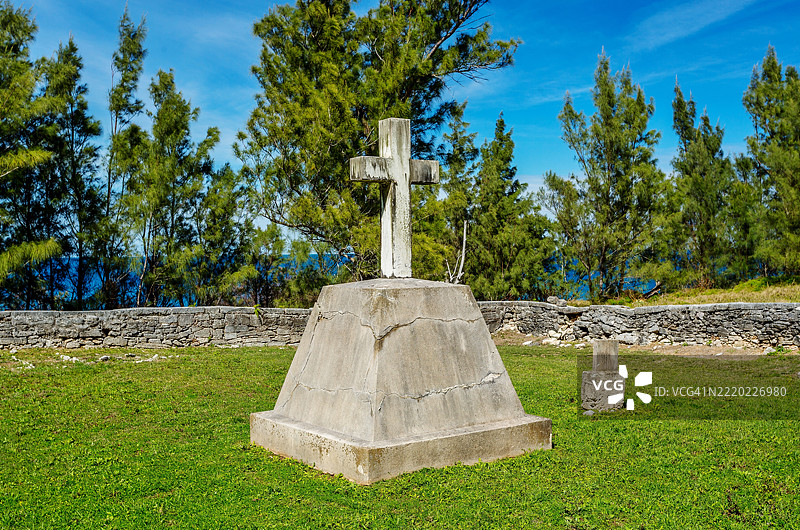 费里里奇军事公墓，安葬了在1860年代因黄热病去世的英国军队百慕大驻军士兵，位于百慕大圣乔治。图片素材