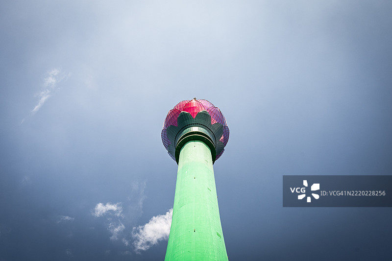 从下方看科伦坡的莲花塔，斯里兰卡图片素材