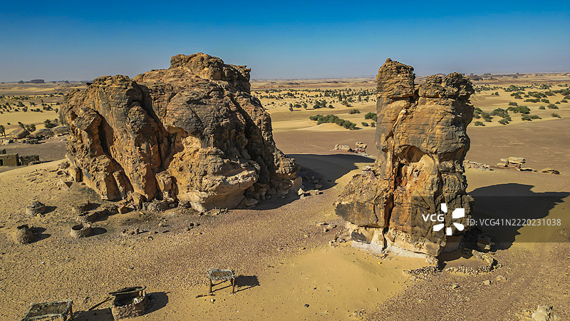 星球大战风格的绿洲，提吉，提贝斯提山脉，乍得图片素材