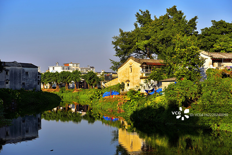 中国广东省普宁市的村庄景观图片素材