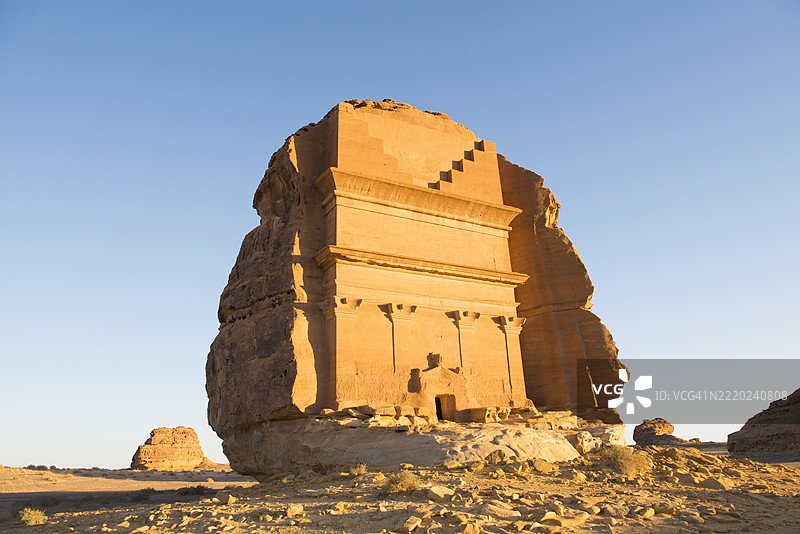 利汉之墓，库扎之子（孤独宫），雕刻在沙岩突起上，位于赫格拉遗址，联合国教科文组织，阿乌拉，麦地那省，沙特阿拉伯图片素材
