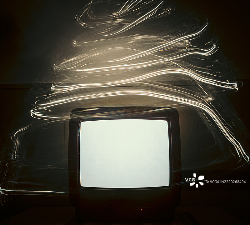 复古电视，老式显像管电视，无信号概念，艺术光绘摄影图片素材