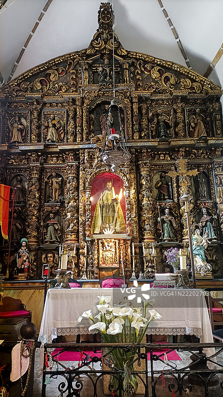 西班牙加利西亚圣安德烈斯·德·泰希多的巴洛克风格祭坛画图片素材
