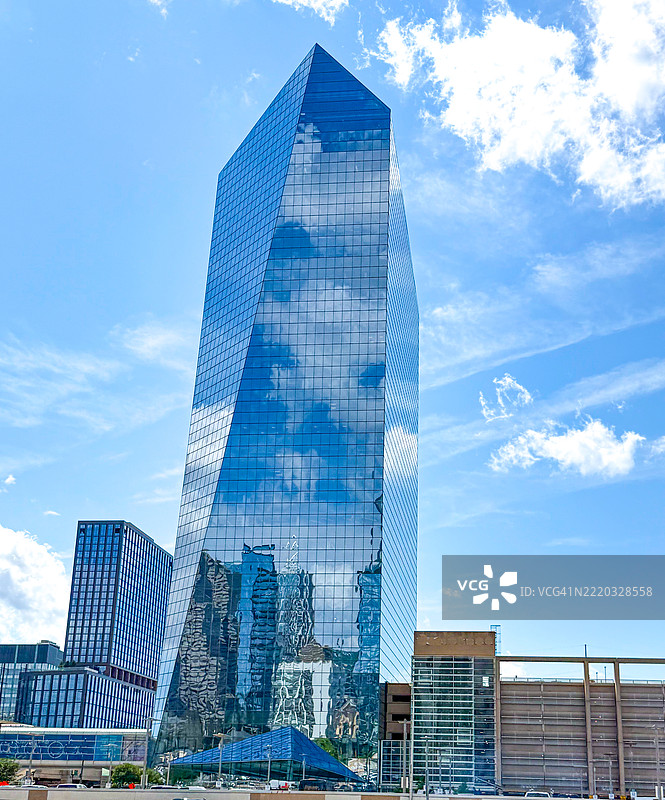 西费城的Cira中心反射玻璃摩天大楼图片素材