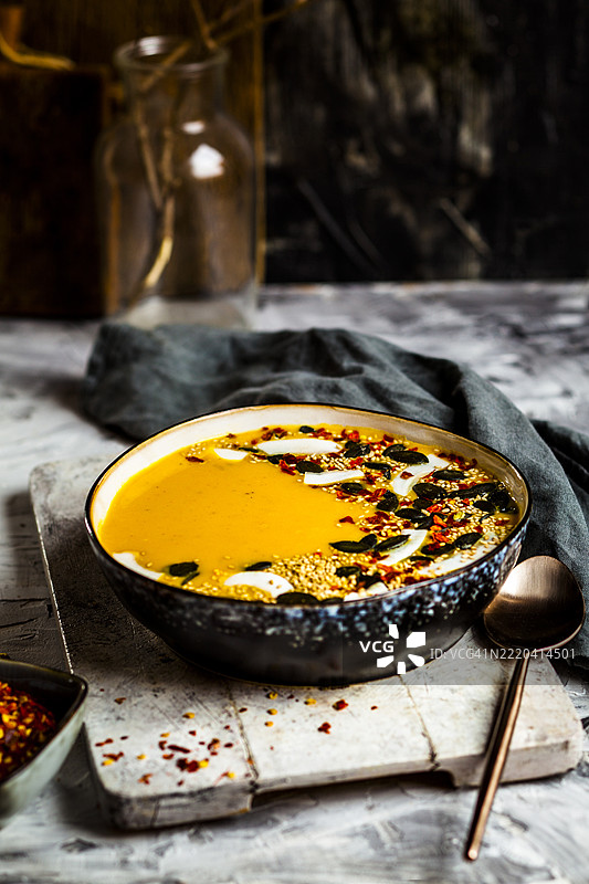 椰奶南瓜汤即食碗图片素材