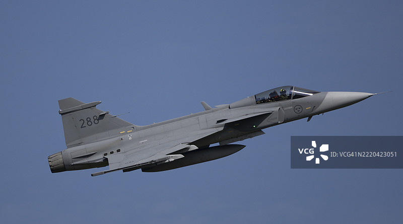 F-18大黄蜂战斗机特写图片素材