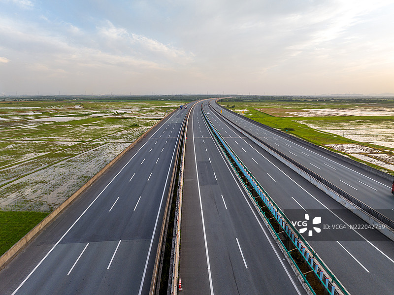 荒野公路图片素材