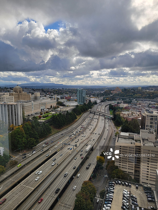 高角度俯瞰城市天际线与天空，西雅图，华盛顿州，美国图片素材