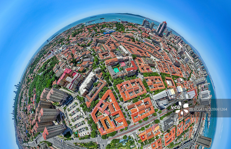 青岛老城区的无人机航拍视角图片素材