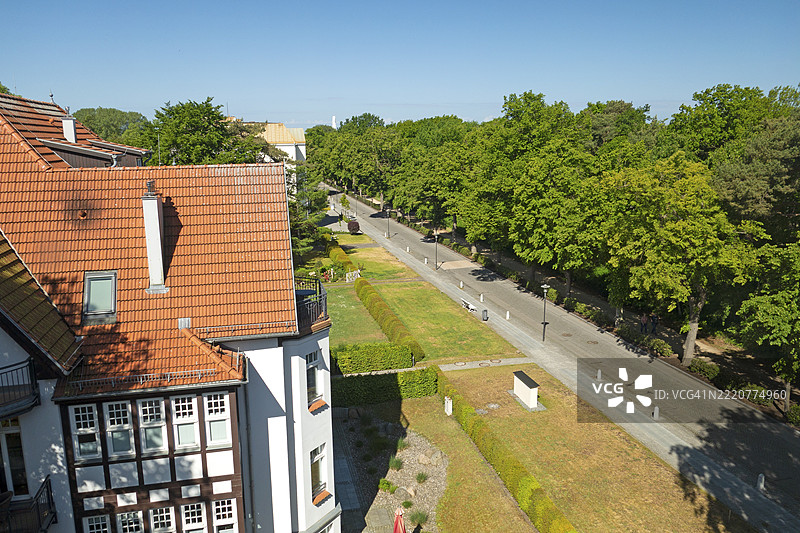 奥斯特塞大街,交通缓行区,波罗的海海滨度假胜地,库尔伦斯博恩,罗斯托克区,梅克伦堡-前波美拉尼亚,德国,欧洲图片素材