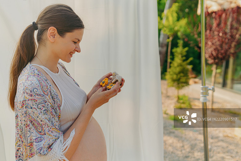 等待我的小宝宝图片素材