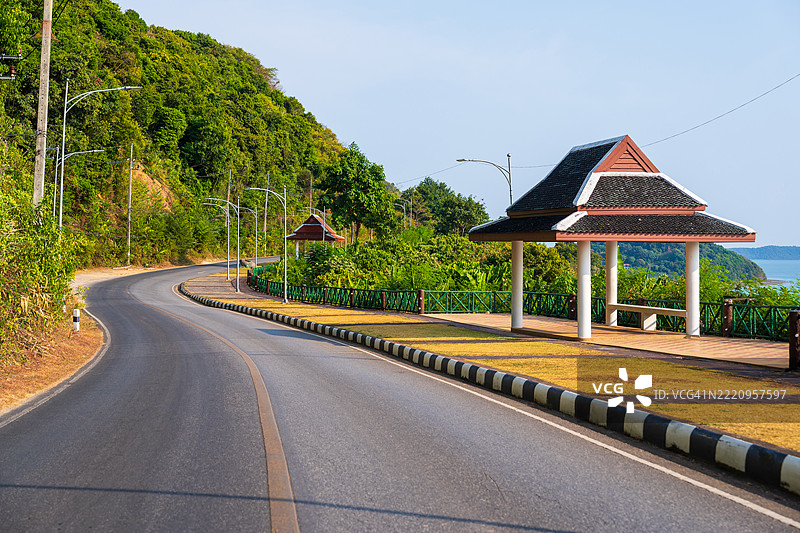 泰国普吉岛的海滨公路图片素材