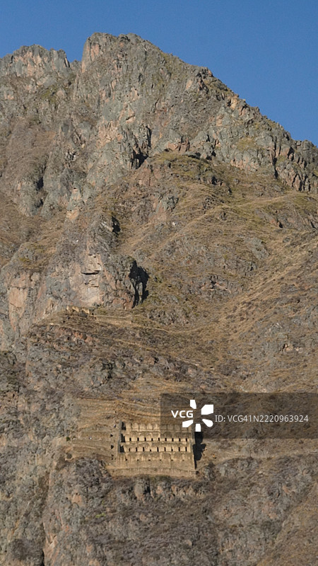 秘鲁奥扬泰坦博山上的印加遗址图片素材