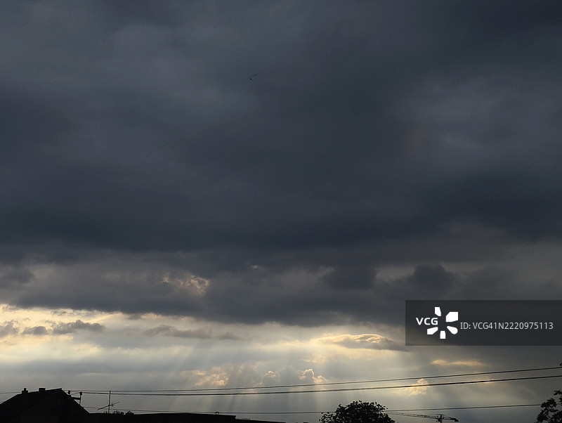海上风暴云的美丽景色图片素材