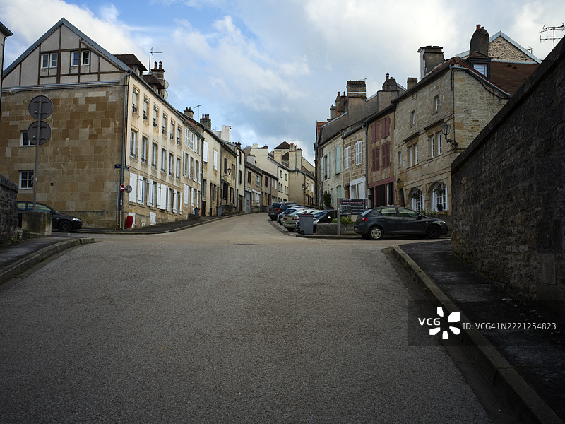 朗格尔的城镇街道和古老建筑图片素材