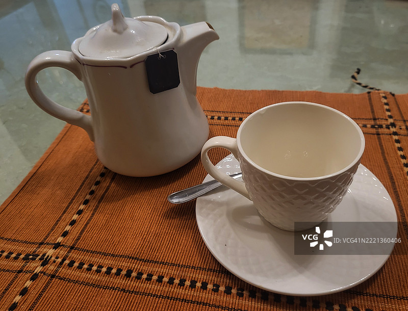 茶壶和杯子图片素材