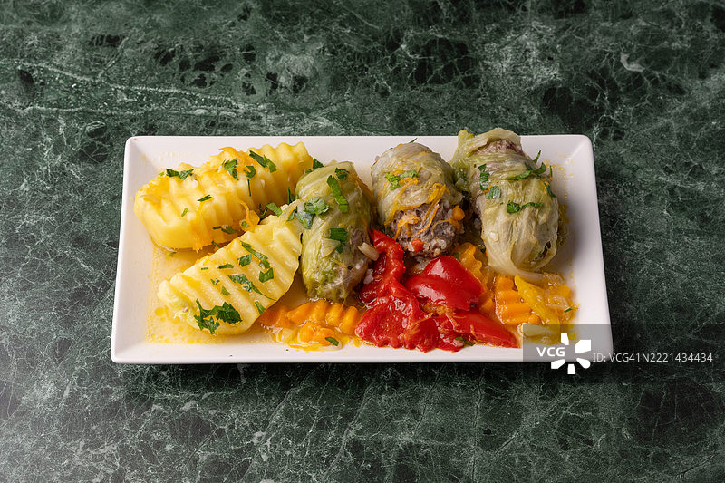 Galoupey，一道传统的车臣菜肴图片素材