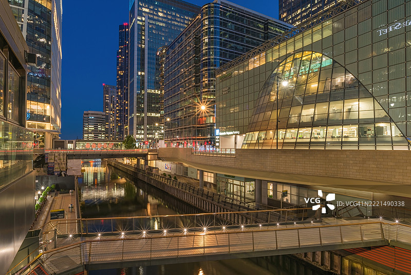 贝尔马斯通道的金丝雀码头图片素材