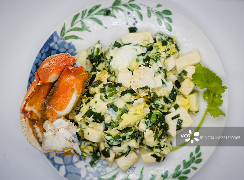 韭菜豆腐蟹肉炒蛋图片素材