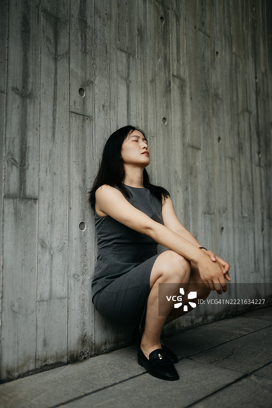 失落的女商人图片素材