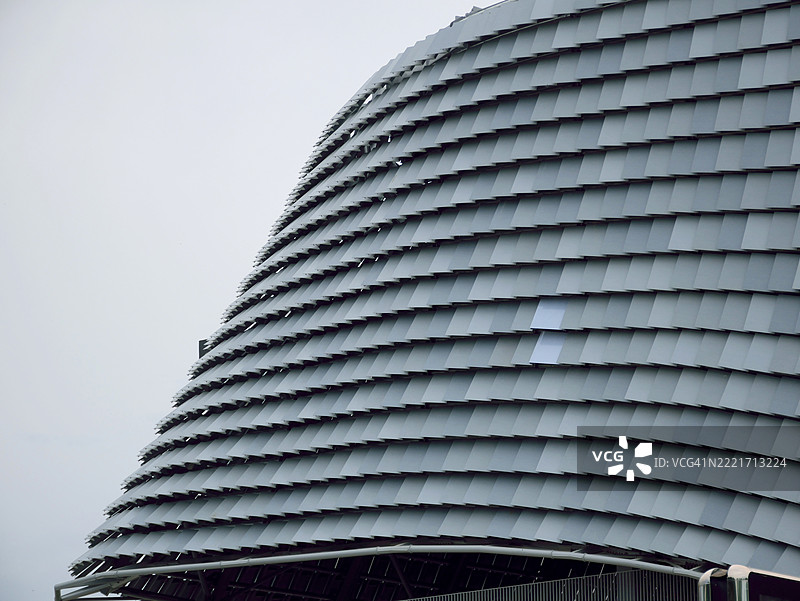 新罗伊格竞技场展馆的陶瓷外部屋顶图片素材