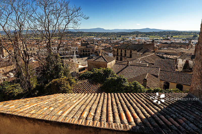 从观景点俯瞰特鲁希略市。西班牙，埃斯特雷马杜拉，卡塞雷斯。图片素材