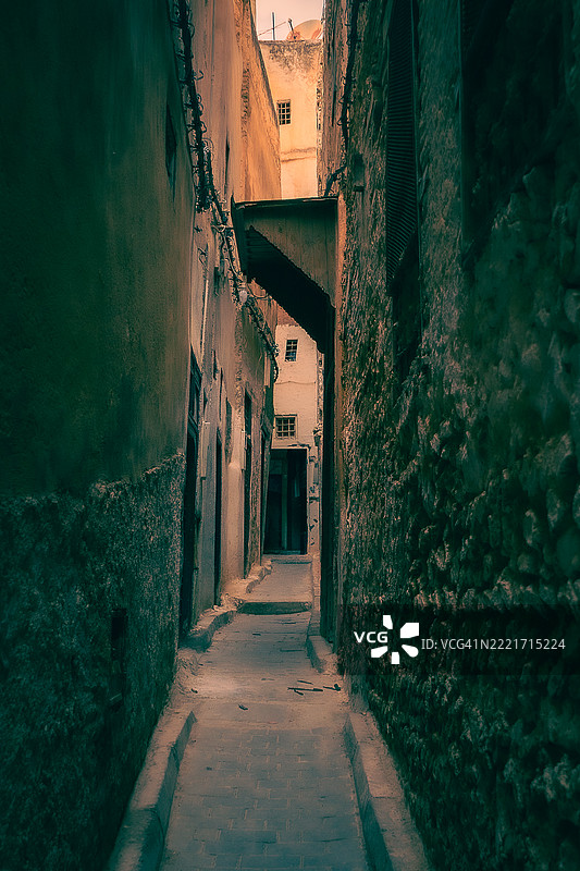 建筑间的空巷图片素材