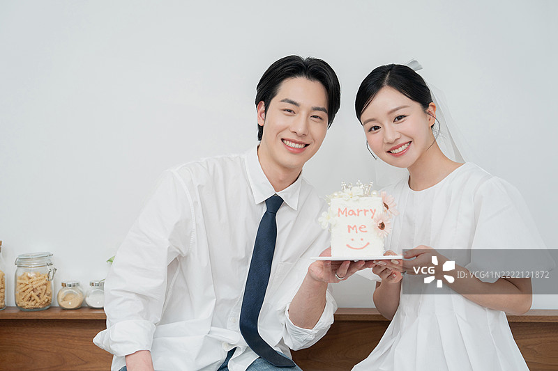 新婚夫妇，情侣，婚姻，小型婚礼，婚礼蛋糕，爱情，求婚图片素材