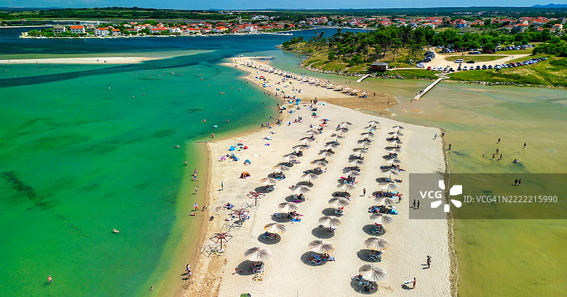 克罗地亚扎达尔的女王海滩鸟瞰图图片素材