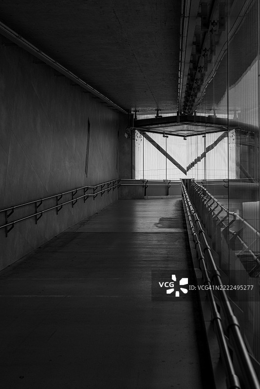 维也纳，奥地利的一条空荡荡的走廊图片素材